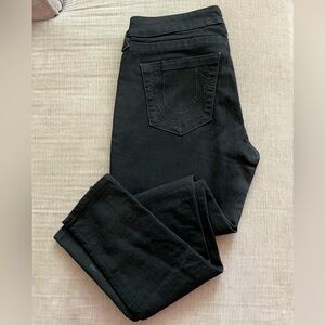 Black True religion skinny leg jeans.